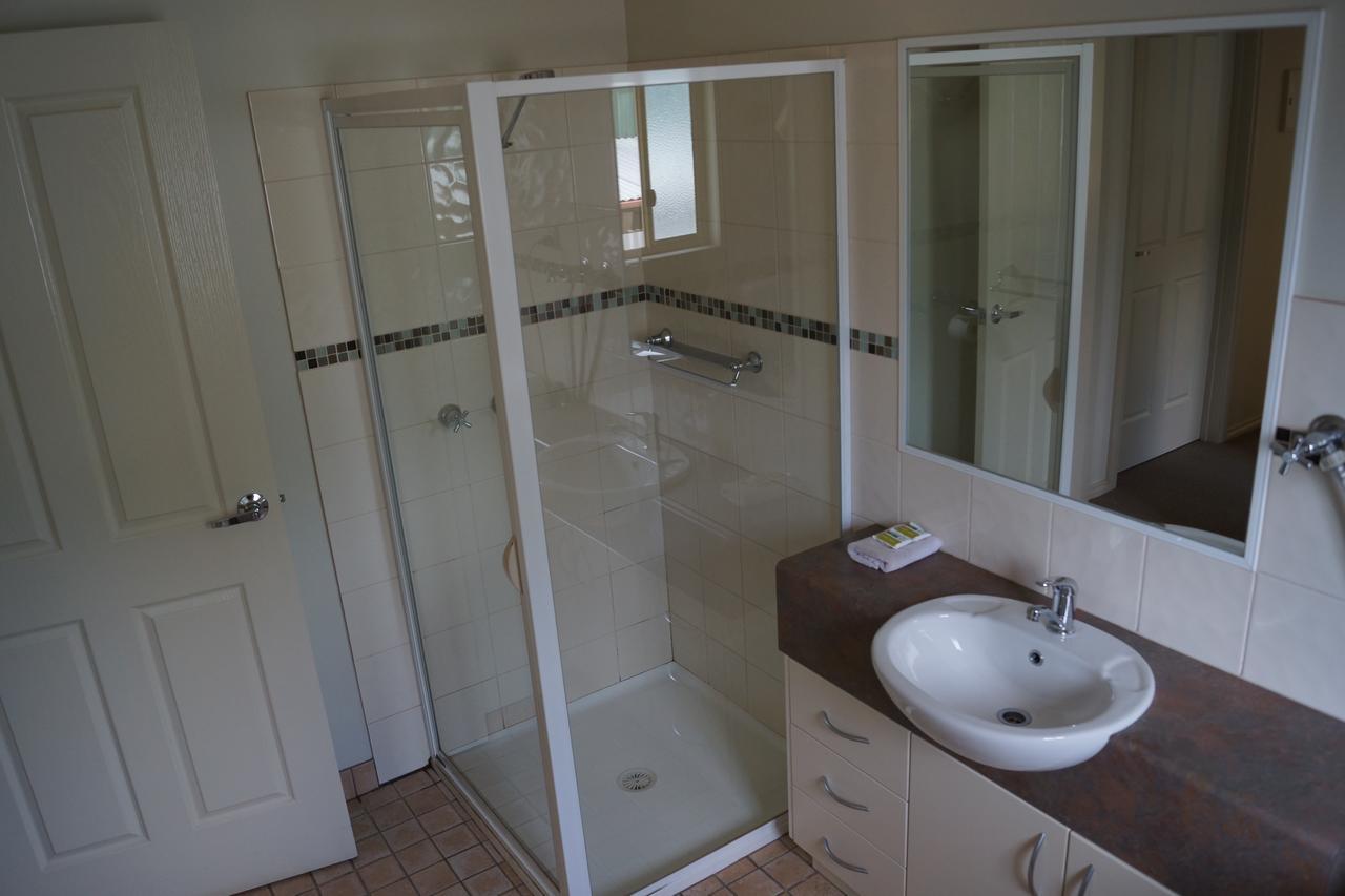 Tooleybuc River Retreat Villas Bagian luar foto