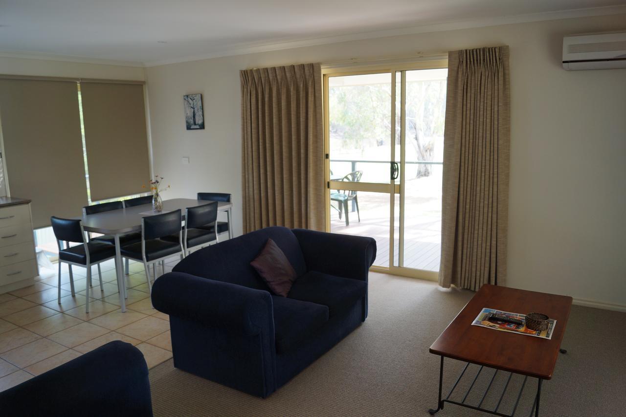 Tooleybuc River Retreat Villas Bagian luar foto